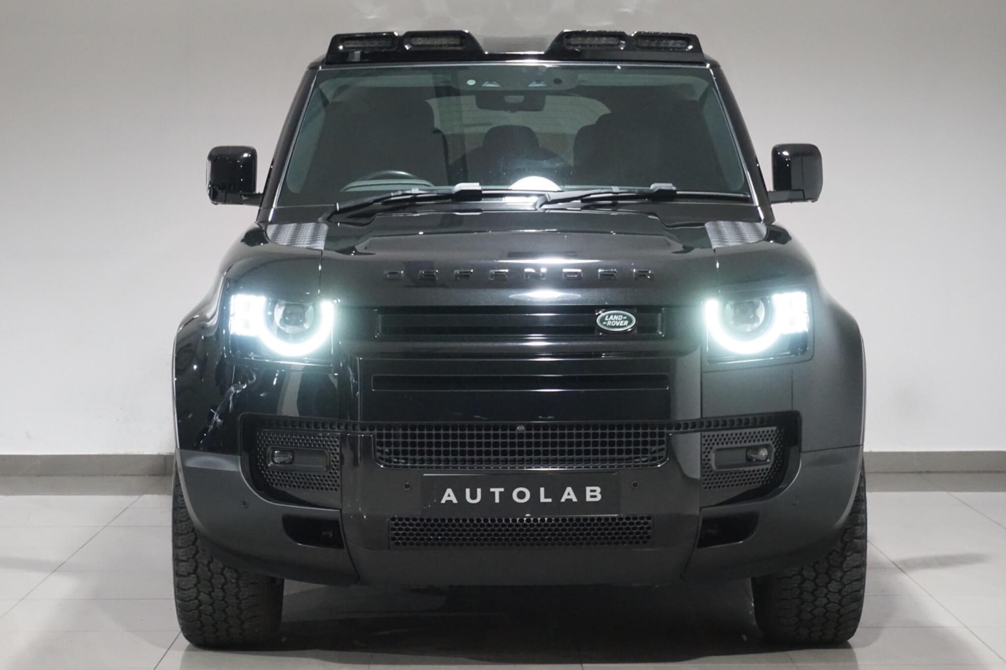 Land Rover Defender 110 3.0 D250 MHEV HSE Hard Top SUV 5dr Diesel Auto 4WD MWB Euro 6 (s/s) (250 ps)